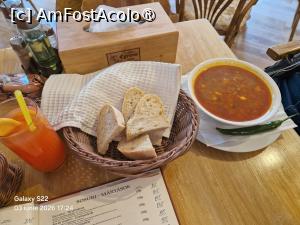 [P10] 10. Supă gulaș tradițional, 500 ml, foarte gustoasă. » foto by doinafil
 - 
<span class="allrVoted glyphicon glyphicon-heart hidden" id="av1533015"></span>
<a class="m-l-10 hidden" id="sv1533015" onclick="voting_Foto_DelVot(,1533015,5534)" role="button">șterge vot <span class="glyphicon glyphicon-remove"></span></a>
<a id="v91533015" class=" c-red"  onclick="voting_Foto_SetVot(1533015)" role="button"><span class="glyphicon glyphicon-heart-empty"></span> <b>LIKE</b> = Votează poza</a> <img class="hidden"  id="f1533015W9" src="/imagini/loader.gif" border="0" /><span class="AjErrMes hidden" id="e1533015ErM"></span>