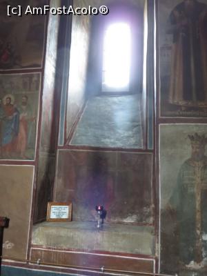 [P12] Piatra funerară a domnului Alexandru cel Bun - gropnița Mănăstirii Bistrița - Neamț.  » foto by tata123 🔱
 - 
<span class="allrVoted glyphicon glyphicon-heart hidden" id="av767142"></span>
<a class="m-l-10 hidden" id="sv767142" onclick="voting_Foto_DelVot(,767142,5547)" role="button">șterge vot <span class="glyphicon glyphicon-remove"></span></a>
<a id="v9767142" class=" c-red"  onclick="voting_Foto_SetVot(767142)" role="button"><span class="glyphicon glyphicon-heart-empty"></span> <b>LIKE</b> = Votează poza</a> <img class="hidden"  id="f767142W9" src="/imagini/loader.gif" border="0" /><span class="AjErrMes hidden" id="e767142ErM"></span>
