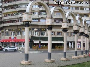 [P01] Restaurantul Gavroche privit din parc. Doar treci strada...  » foto by Rofri
 - 
<span class="allrVoted glyphicon glyphicon-heart hidden" id="av661076"></span>
<a class="m-l-10 hidden" id="sv661076" onclick="voting_Foto_DelVot(,661076,5567)" role="button">șterge vot <span class="glyphicon glyphicon-remove"></span></a>
<a id="v9661076" class=" c-red"  onclick="voting_Foto_SetVot(661076)" role="button"><span class="glyphicon glyphicon-heart-empty"></span> <b>LIKE</b> = Votează poza</a> <img class="hidden"  id="f661076W9" src="/imagini/loader.gif" border="0" /><span class="AjErrMes hidden" id="e661076ErM"></span>