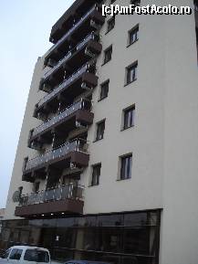 [P01] Iasi - MG House - la parter urmeaza sa se amenajeze un restaurant » foto by Diaura*
 - 
<span class="allrVoted glyphicon glyphicon-heart hidden" id="av68732"></span>
<a class="m-l-10 hidden" id="sv68732" onclick="voting_Foto_DelVot(,68732,5585)" role="button">șterge vot <span class="glyphicon glyphicon-remove"></span></a>
<a id="v968732" class=" c-red"  onclick="voting_Foto_SetVot(68732)" role="button"><span class="glyphicon glyphicon-heart-empty"></span> <b>LIKE</b> = Votează poza</a> <img class="hidden"  id="f68732W9" src="/imagini/loader.gif" border="0" /><span class="AjErrMes hidden" id="e68732ErM"></span>