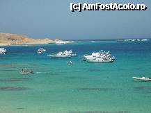 [P12] cu barcile mici ne duc la vas, iar vasul la un recif de corali, lucrurile le-am lasat pe insula, ne ducem numai cu echipamentul de snorkel » foto by kati
 - 
<span class="allrVoted glyphicon glyphicon-heart hidden" id="av217611"></span>
<a class="m-l-10 hidden" id="sv217611" onclick="voting_Foto_DelVot(,217611,5594)" role="button">șterge vot <span class="glyphicon glyphicon-remove"></span></a>
<a id="v9217611" class=" c-red"  onclick="voting_Foto_SetVot(217611)" role="button"><span class="glyphicon glyphicon-heart-empty"></span> <b>LIKE</b> = Votează poza</a> <img class="hidden"  id="f217611W9" src="/imagini/loader.gif" border="0" /><span class="AjErrMes hidden" id="e217611ErM"></span>