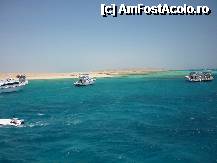 [P02] Se aduna vasele care aduc turistii dornici da vada frumusetile Marii Rosii » foto by kati
 - 
<span class="allrVoted glyphicon glyphicon-heart hidden" id="av217590"></span>
<a class="m-l-10 hidden" id="sv217590" onclick="voting_Foto_DelVot(,217590,5594)" role="button">șterge vot <span class="glyphicon glyphicon-remove"></span></a>
<a id="v9217590" class=" c-red"  onclick="voting_Foto_SetVot(217590)" role="button"><span class="glyphicon glyphicon-heart-empty"></span> <b>LIKE</b> = Votează poza</a> <img class="hidden"  id="f217590W9" src="/imagini/loader.gif" border="0" /><span class="AjErrMes hidden" id="e217590ErM"></span>