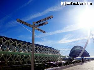 [P47] City of Arts & Science » foto by Ammelie
 - 
<span class="allrVoted glyphicon glyphicon-heart hidden" id="av570298"></span>
<a class="m-l-10 hidden" id="sv570298" onclick="voting_Foto_DelVot(,570298,5604)" role="button">șterge vot <span class="glyphicon glyphicon-remove"></span></a>
<a id="v9570298" class=" c-red"  onclick="voting_Foto_SetVot(570298)" role="button"><span class="glyphicon glyphicon-heart-empty"></span> <b>LIKE</b> = Votează poza</a> <img class="hidden"  id="f570298W9" src="/imagini/loader.gif" border="0" /><span class="AjErrMes hidden" id="e570298ErM"></span>