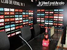 [P08] Sala de conferinte a 'Estadio Mestalla' » foto by sandu.53
 - 
<span class="allrVoted glyphicon glyphicon-heart hidden" id="av165078"></span>
<a class="m-l-10 hidden" id="sv165078" onclick="voting_Foto_DelVot(,165078,5604)" role="button">șterge vot <span class="glyphicon glyphicon-remove"></span></a>
<a id="v9165078" class=" c-red"  onclick="voting_Foto_SetVot(165078)" role="button"><span class="glyphicon glyphicon-heart-empty"></span> <b>LIKE</b> = Votează poza</a> <img class="hidden"  id="f165078W9" src="/imagini/loader.gif" border="0" /><span class="AjErrMes hidden" id="e165078ErM"></span>