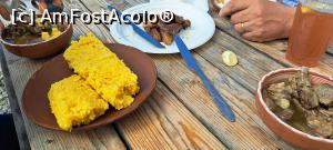 [P03] 3. Două porții de „tocan” cu mămăliguță și usturoi și o porție de carne de oaie făcută la grătar. » foto by doinafil
 - 
<span class="allrVoted glyphicon glyphicon-heart hidden" id="av1378035"></span>
<a class="m-l-10 hidden" id="sv1378035" onclick="voting_Foto_DelVot(,1378035,5619)" role="button">șterge vot <span class="glyphicon glyphicon-remove"></span></a>
<a id="v91378035" class=" c-red"  onclick="voting_Foto_SetVot(1378035)" role="button"><span class="glyphicon glyphicon-heart-empty"></span> <b>LIKE</b> = Votează poza</a> <img class="hidden"  id="f1378035W9" src="/imagini/loader.gif" border="0" /><span class="AjErrMes hidden" id="e1378035ErM"></span>