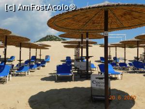 [P24] &Icirc;n spatele şezlongurilor se află dunele de nisip care au dat numele plajei Ammolofoi » foto by irinad
 - 
<span class="allrVoted glyphicon glyphicon-heart hidden" id="av1193236"></span>
<a class="m-l-10 hidden" id="sv1193236" onclick="voting_Foto_DelVot(,1193236,5636)" role="button">șterge vot <span class="glyphicon glyphicon-remove"></span></a>
<a id="v91193236" class=" c-red"  onclick="voting_Foto_SetVot(1193236)" role="button"><span class="glyphicon glyphicon-heart-empty"></span> <b>LIKE</b> = Votează poza</a> <img class="hidden"  id="f1193236W9" src="/imagini/loader.gif" border="0" /><span class="AjErrMes hidden" id="e1193236ErM"></span>