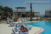 [P01] AICI NE RELAXAM ZILNIC, IN CENTRUL COMPLEXULUI, LANGA RESTAURANT SI BARUL DIN PISCINA.... » foto by dole2009
 - 
<span class="allrVoted glyphicon glyphicon-heart hidden" id="av71003"></span>
<a class="m-l-10 hidden" id="sv71003" onclick="voting_Foto_DelVot(,71003,5665)" role="button">șterge vot <span class="glyphicon glyphicon-remove"></span></a>
<a id="v971003" class=" c-red"  onclick="voting_Foto_SetVot(71003)" role="button"><span class="glyphicon glyphicon-heart-empty"></span> <b>LIKE</b> = Votează poza</a> <img class="hidden"  id="f71003W9" src="/imagini/loader.gif" border="0" /><span class="AjErrMes hidden" id="e71003ErM"></span>