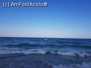 [P01] Marea  si barca. » foto by NELUTU D-tru
 - 
<span class="allrVoted glyphicon glyphicon-heart hidden" id="av1184585"></span>
<a class="m-l-10 hidden" id="sv1184585" onclick="voting_Foto_DelVot(,1184585,5706)" role="button">șterge vot <span class="glyphicon glyphicon-remove"></span></a>
<a id="v91184585" class=" c-red"  onclick="voting_Foto_SetVot(1184585)" role="button"><span class="glyphicon glyphicon-heart-empty"></span> <b>LIKE</b> = Votează poza</a> <img class="hidden"  id="f1184585W9" src="/imagini/loader.gif" border="0" /><span class="AjErrMes hidden" id="e1184585ErM"></span>