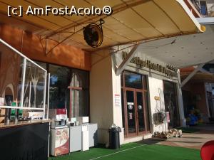 [P02] Barul de la piscină. » foto by NELUTU D-tru
 - 
<span class="allrVoted glyphicon glyphicon-heart hidden" id="av1184586"></span>
<a class="m-l-10 hidden" id="sv1184586" onclick="voting_Foto_DelVot(,1184586,5706)" role="button">șterge vot <span class="glyphicon glyphicon-remove"></span></a>
<a id="v91184586" class=" c-red"  onclick="voting_Foto_SetVot(1184586)" role="button"><span class="glyphicon glyphicon-heart-empty"></span> <b>LIKE</b> = Votează poza</a> <img class="hidden"  id="f1184586W9" src="/imagini/loader.gif" border="0" /><span class="AjErrMes hidden" id="e1184586ErM"></span>