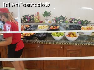 [P08] Fructe servite indiferent de tipul de masă. » foto by NELUTU D-tru
 - 
<span class="allrVoted glyphicon glyphicon-heart hidden" id="av1184592"></span>
<a class="m-l-10 hidden" id="sv1184592" onclick="voting_Foto_DelVot(,1184592,5706)" role="button">șterge vot <span class="glyphicon glyphicon-remove"></span></a>
<a id="v91184592" class=" c-red"  onclick="voting_Foto_SetVot(1184592)" role="button"><span class="glyphicon glyphicon-heart-empty"></span> <b>LIKE</b> = Votează poza</a> <img class="hidden"  id="f1184592W9" src="/imagini/loader.gif" border="0" /><span class="AjErrMes hidden" id="e1184592ErM"></span>