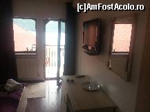 [P03] imagine din camera (LDC pe perete, balcon)  » foto by gigioc
 - 
<span class="allrVoted glyphicon glyphicon-heart hidden" id="av415825"></span>
<a class="m-l-10 hidden" id="sv415825" onclick="voting_Foto_DelVot(,415825,5730)" role="button">șterge vot <span class="glyphicon glyphicon-remove"></span></a>
<a id="v9415825" class=" c-red"  onclick="voting_Foto_SetVot(415825)" role="button"><span class="glyphicon glyphicon-heart-empty"></span> <b>LIKE</b> = Votează poza</a> <img class="hidden"  id="f415825W9" src="/imagini/loader.gif" border="0" /><span class="AjErrMes hidden" id="e415825ErM"></span>