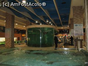 [P11] 'Meniul' unui restaurant ~600 mp de acvarii pentru fructe de mare » foto by adichi
 - 
<span class="allrVoted glyphicon glyphicon-heart hidden" id="av725761"></span>
<a class="m-l-10 hidden" id="sv725761" onclick="voting_Foto_DelVot(,725761,5760)" role="button">șterge vot <span class="glyphicon glyphicon-remove"></span></a>
<a id="v9725761" class=" c-red"  onclick="voting_Foto_SetVot(725761)" role="button"><span class="glyphicon glyphicon-heart-empty"></span> <b>LIKE</b> = Votează poza</a> <img class="hidden"  id="f725761W9" src="/imagini/loader.gif" border="0" /><span class="AjErrMes hidden" id="e725761ErM"></span>