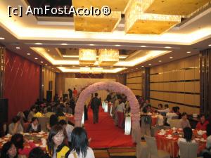 [P16] Daca tot eram blocat pe acolo, am participat si la o nunta :)  » foto by adichi
 - 
<span class="allrVoted glyphicon glyphicon-heart hidden" id="av725766"></span>
<a class="m-l-10 hidden" id="sv725766" onclick="voting_Foto_DelVot(,725766,5760)" role="button">șterge vot <span class="glyphicon glyphicon-remove"></span></a>
<a id="v9725766" class=" c-red"  onclick="voting_Foto_SetVot(725766)" role="button"><span class="glyphicon glyphicon-heart-empty"></span> <b>LIKE</b> = Votează poza</a> <img class="hidden"  id="f725766W9" src="/imagini/loader.gif" border="0" /><span class="AjErrMes hidden" id="e725766ErM"></span>