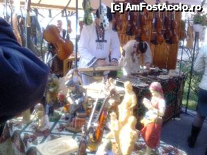 [P23] Festivalul vinului si al artei mestesugaresti » foto by dorgo
 - 
<span class="allrVoted glyphicon glyphicon-heart hidden" id="av480130"></span>
<a class="m-l-10 hidden" id="sv480130" onclick="voting_Foto_DelVot(,480130,5760)" role="button">șterge vot <span class="glyphicon glyphicon-remove"></span></a>
<a id="v9480130" class=" c-red"  onclick="voting_Foto_SetVot(480130)" role="button"><span class="glyphicon glyphicon-heart-empty"></span> <b>LIKE</b> = Votează poza</a> <img class="hidden"  id="f480130W9" src="/imagini/loader.gif" border="0" /><span class="AjErrMes hidden" id="e480130ErM"></span>