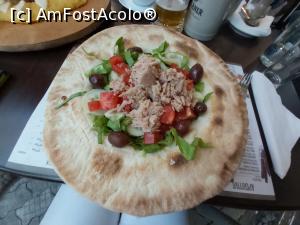 [P05] Salată cu ton în farfurie de pâine » foto by diana2015
 - 
<span class="allrVoted glyphicon glyphicon-heart hidden" id="av1186150"></span>
<a class="m-l-10 hidden" id="sv1186150" onclick="voting_Foto_DelVot(,1186150,5761)" role="button">șterge vot <span class="glyphicon glyphicon-remove"></span></a>
<a id="v91186150" class=" c-red"  onclick="voting_Foto_SetVot(1186150)" role="button"><span class="glyphicon glyphicon-heart-empty"></span> <b>LIKE</b> = Votează poza</a> <img class="hidden"  id="f1186150W9" src="/imagini/loader.gif" border="0" /><span class="AjErrMes hidden" id="e1186150ErM"></span>