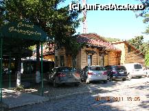 [P01] Accesul la terasă. Majoritatea parchează pe partea opusă. » foto by Qvadratvus
 - 
<span class="allrVoted glyphicon glyphicon-heart hidden" id="av262336"></span>
<a class="m-l-10 hidden" id="sv262336" onclick="voting_Foto_DelVot(,262336,5761)" role="button">șterge vot <span class="glyphicon glyphicon-remove"></span></a>
<a id="v9262336" class=" c-red"  onclick="voting_Foto_SetVot(262336)" role="button"><span class="glyphicon glyphicon-heart-empty"></span> <b>LIKE</b> = Votează poza</a> <img class="hidden"  id="f262336W9" src="/imagini/loader.gif" border="0" /><span class="AjErrMes hidden" id="e262336ErM"></span>