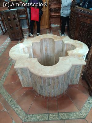 [P35] Lacul Ohrid, Biserica Sf, Parascheva, locul Izvorului din interior, acum mutat în exterior » foto by mprofeanu
 - 
<span class="allrVoted glyphicon glyphicon-heart hidden" id="av1541585"></span>
<a class="m-l-10 hidden" id="sv1541585" onclick="voting_Foto_DelVot(,1541585,5763)" role="button">șterge vot <span class="glyphicon glyphicon-remove"></span></a>
<a id="v91541585" class=" c-red"  onclick="voting_Foto_SetVot(1541585)" role="button"><span class="glyphicon glyphicon-heart-empty"></span> <b>LIKE</b> = Votează poza</a> <img class="hidden"  id="f1541585W9" src="/imagini/loader.gif" border="0" /><span class="AjErrMes hidden" id="e1541585ErM"></span>