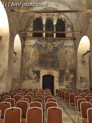 [P31] In interiorul Catedralei Sfanta Sofia » foto by fredutza
 - 
<span class="allrVoted glyphicon glyphicon-heart hidden" id="av1498000"></span>
<a class="m-l-10 hidden" id="sv1498000" onclick="voting_Foto_DelVot(,1498000,5763)" role="button">șterge vot <span class="glyphicon glyphicon-remove"></span></a>
<a id="v91498000" class=" c-red"  onclick="voting_Foto_SetVot(1498000)" role="button"><span class="glyphicon glyphicon-heart-empty"></span> <b>LIKE</b> = Votează poza</a> <img class="hidden"  id="f1498000W9" src="/imagini/loader.gif" border="0" /><span class="AjErrMes hidden" id="e1498000ErM"></span>