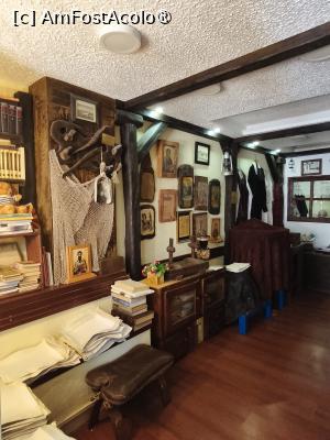 [P38] Atelierul unde se produce manual hârtie » foto by fredutza
 - 
<span class="allrVoted glyphicon glyphicon-heart hidden" id="av1498007"></span>
<a class="m-l-10 hidden" id="sv1498007" onclick="voting_Foto_DelVot(,1498007,5763)" role="button">șterge vot <span class="glyphicon glyphicon-remove"></span></a>
<a id="v91498007" class=" c-red"  onclick="voting_Foto_SetVot(1498007)" role="button"><span class="glyphicon glyphicon-heart-empty"></span> <b>LIKE</b> = Votează poza</a> <img class="hidden"  id="f1498007W9" src="/imagini/loader.gif" border="0" /><span class="AjErrMes hidden" id="e1498007ErM"></span>