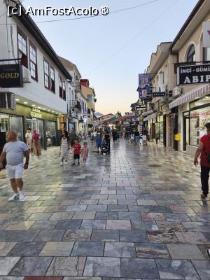 [P28] Bazarul vechi » foto by fredutza
 - 
<span class="allrVoted glyphicon glyphicon-heart hidden" id="av1498986"></span>
<a class="m-l-10 hidden" id="sv1498986" onclick="voting_Foto_DelVot(,1498986,5763)" role="button">șterge vot <span class="glyphicon glyphicon-remove"></span></a>
<a id="v91498986" class=" c-red"  onclick="voting_Foto_SetVot(1498986)" role="button"><span class="glyphicon glyphicon-heart-empty"></span> <b>LIKE</b> = Votează poza</a> <img class="hidden"  id="f1498986W9" src="/imagini/loader.gif" border="0" /><span class="AjErrMes hidden" id="e1498986ErM"></span>