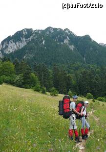 [P01] In prima parte a traseului, pana la manastire » foto by Claudiu U.
 - 
<span class="allrVoted glyphicon glyphicon-heart hidden" id="av121677"></span>
<a class="m-l-10 hidden" id="sv121677" onclick="voting_Foto_DelVot(,121677,5764)" role="button">șterge vot <span class="glyphicon glyphicon-remove"></span></a>
<a id="v9121677" class=" c-red"  onclick="voting_Foto_SetVot(121677)" role="button"><span class="glyphicon glyphicon-heart-empty"></span> <b>LIKE</b> = Votează poza</a> <img class="hidden"  id="f121677W9" src="/imagini/loader.gif" border="0" /><span class="AjErrMes hidden" id="e121677ErM"></span>