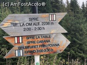 [P35] indicatoarele de langa Refugiul Grind » foto by Dan&Ema
 - 
<span class="allrVoted glyphicon glyphicon-heart hidden" id="av1201833"></span>
<a class="m-l-10 hidden" id="sv1201833" onclick="voting_Foto_DelVot(,1201833,5764)" role="button">șterge vot <span class="glyphicon glyphicon-remove"></span></a>
<a id="v91201833" class=" c-red"  onclick="voting_Foto_SetVot(1201833)" role="button"><span class="glyphicon glyphicon-heart-empty"></span> <b>LIKE</b> = Votează poza</a> <img class="hidden"  id="f1201833W9" src="/imagini/loader.gif" border="0" /><span class="AjErrMes hidden" id="e1201833ErM"></span>