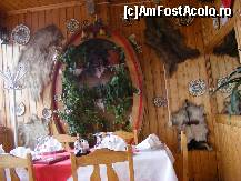 [P16] Interior restaurant Cabana Muntele Rosu - zona nefumatori » foto by valy_r310
 - 
<span class="allrVoted glyphicon glyphicon-heart hidden" id="av76938"></span>
<a class="m-l-10 hidden" id="sv76938" onclick="voting_Foto_DelVot(,76938,5780)" role="button">șterge vot <span class="glyphicon glyphicon-remove"></span></a>
<a id="v976938" class=" c-red"  onclick="voting_Foto_SetVot(76938)" role="button"><span class="glyphicon glyphicon-heart-empty"></span> <b>LIKE</b> = Votează poza</a> <img class="hidden"  id="f76938W9" src="/imagini/loader.gif" border="0" /><span class="AjErrMes hidden" id="e76938ErM"></span>