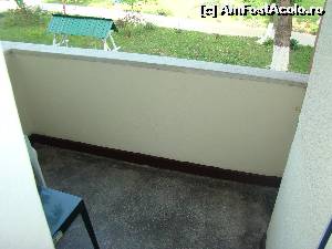 [P40] Micutul balcon » foto by serban
 - 
<span class="allrVoted glyphicon glyphicon-heart hidden" id="av521327"></span>
<a class="m-l-10 hidden" id="sv521327" onclick="voting_Foto_DelVot(,521327,5809)" role="button">șterge vot <span class="glyphicon glyphicon-remove"></span></a>
<a id="v9521327" class=" c-red"  onclick="voting_Foto_SetVot(521327)" role="button"><span class="glyphicon glyphicon-heart-empty"></span> <b>LIKE</b> = Votează poza</a> <img class="hidden"  id="f521327W9" src="/imagini/loader.gif" border="0" /><span class="AjErrMes hidden" id="e521327ErM"></span>
