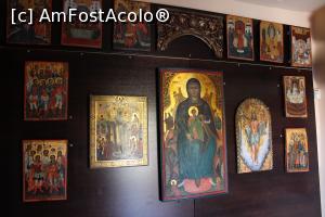 [P21] Creta, Mănăstirea Panagia Kera Kardiotissa, Muzeul, Icoane de rugăciune » foto by mprofeanu
 - 
<span class="allrVoted glyphicon glyphicon-heart hidden" id="av1282400"></span>
<a class="m-l-10 hidden" id="sv1282400" onclick="voting_Foto_DelVot(,1282400,5820)" role="button">șterge vot <span class="glyphicon glyphicon-remove"></span></a>
<a id="v91282400" class=" c-red"  onclick="voting_Foto_SetVot(1282400)" role="button"><span class="glyphicon glyphicon-heart-empty"></span> <b>LIKE</b> = Votează poza</a> <img class="hidden"  id="f1282400W9" src="/imagini/loader.gif" border="0" /><span class="AjErrMes hidden" id="e1282400ErM"></span>