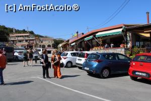[P49] Creta, Platoul Lasithi, Parcarea de la Peștera lui Zeus, aici am băut cel mai bun suc de rodii.... » foto by mprofeanu
 - 
<span class="allrVoted glyphicon glyphicon-heart hidden" id="av1282428"></span>
<a class="m-l-10 hidden" id="sv1282428" onclick="voting_Foto_DelVot(,1282428,5820)" role="button">șterge vot <span class="glyphicon glyphicon-remove"></span></a>
<a id="v91282428" class=" c-red"  onclick="voting_Foto_SetVot(1282428)" role="button"><span class="glyphicon glyphicon-heart-empty"></span> <b>LIKE</b> = Votează poza</a> <img class="hidden"  id="f1282428W9" src="/imagini/loader.gif" border="0" /><span class="AjErrMes hidden" id="e1282428ErM"></span>