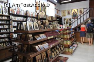 [P09] Creta, Mănăstirea Panagia Kera Kardiotissa, Icoane de privit sau de vânzare » foto by mprofeanu
 - 
<span class="allrVoted glyphicon glyphicon-heart hidden" id="av1282376"></span>
<a class="m-l-10 hidden" id="sv1282376" onclick="voting_Foto_DelVot(,1282376,5820)" role="button">șterge vot <span class="glyphicon glyphicon-remove"></span></a>
<a id="v91282376" class=" c-red"  onclick="voting_Foto_SetVot(1282376)" role="button"><span class="glyphicon glyphicon-heart-empty"></span> <b>LIKE</b> = Votează poza</a> <img class="hidden"  id="f1282376W9" src="/imagini/loader.gif" border="0" /><span class="AjErrMes hidden" id="e1282376ErM"></span>