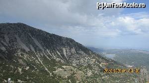 [P08] Priveliştea ce se desfăşoară de lângă morile de vânt; în vale, lacul de acumulare » foto by crismis
 - 
<span class="allrVoted glyphicon glyphicon-heart hidden" id="av628458"></span>
<a class="m-l-10 hidden" id="sv628458" onclick="voting_Foto_DelVot(,628458,5820)" role="button">șterge vot <span class="glyphicon glyphicon-remove"></span></a>
<a id="v9628458" class=" c-red"  onclick="voting_Foto_SetVot(628458)" role="button"><span class="glyphicon glyphicon-heart-empty"></span> <b>LIKE</b> = Votează poza</a> <img class="hidden"  id="f628458W9" src="/imagini/loader.gif" border="0" /><span class="AjErrMes hidden" id="e628458ErM"></span>