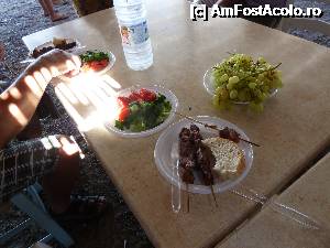 [P10] Suvlaki la 5 euro portia pe Chrissi Island cu bonus struguri » foto by skippy
 - 
<span class="allrVoted glyphicon glyphicon-heart hidden" id="av361328"></span>
<a class="m-l-10 hidden" id="sv361328" onclick="voting_Foto_DelVot(,361328,5820)" role="button">șterge vot <span class="glyphicon glyphicon-remove"></span></a>
<a id="v9361328" class=" c-red"  onclick="voting_Foto_SetVot(361328)" role="button"><span class="glyphicon glyphicon-heart-empty"></span> <b>LIKE</b> = Votează poza</a> <img class="hidden"  id="f361328W9" src="/imagini/loader.gif" border="0" /><span class="AjErrMes hidden" id="e361328ErM"></span>