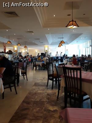 [P15] restaurantul » foto by adrianbogdan
 - 
<span class="allrVoted glyphicon glyphicon-heart hidden" id="av1056312"></span>
<a class="m-l-10 hidden" id="sv1056312" onclick="voting_Foto_DelVot(,1056312,5833)" role="button">șterge vot <span class="glyphicon glyphicon-remove"></span></a>
<a id="v91056312" class=" c-red"  onclick="voting_Foto_SetVot(1056312)" role="button"><span class="glyphicon glyphicon-heart-empty"></span> <b>LIKE</b> = Votează poza</a> <img class="hidden"  id="f1056312W9" src="/imagini/loader.gif" border="0" /><span class="AjErrMes hidden" id="e1056312ErM"></span>