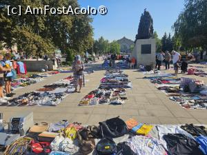 [P10] Piata de vechituri din fata garii » foto by Opelantara
 - 
<span class="allrVoted glyphicon glyphicon-heart hidden" id="av1498334"></span>
<a class="m-l-10 hidden" id="sv1498334" onclick="voting_Foto_DelVot(,1498334,5834)" role="button">șterge vot <span class="glyphicon glyphicon-remove"></span></a>
<a id="v91498334" class=" c-red"  onclick="voting_Foto_SetVot(1498334)" role="button"><span class="glyphicon glyphicon-heart-empty"></span> <b>LIKE</b> = Votează poza</a> <img class="hidden"  id="f1498334W9" src="/imagini/loader.gif" border="0" /><span class="AjErrMes hidden" id="e1498334ErM"></span>