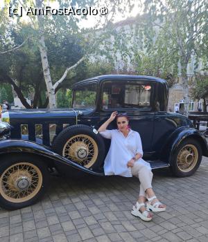 [P15] Masini de epoca din curtea cramei Milestii Mici » foto by Opelantara
 - 
<span class="allrVoted glyphicon glyphicon-heart hidden" id="av1498339"></span>
<a class="m-l-10 hidden" id="sv1498339" onclick="voting_Foto_DelVot(,1498339,5834)" role="button">șterge vot <span class="glyphicon glyphicon-remove"></span></a>
<a id="v91498339" class=" c-red"  onclick="voting_Foto_SetVot(1498339)" role="button"><span class="glyphicon glyphicon-heart-empty"></span> <b>LIKE</b> = Votează poza</a> <img class="hidden"  id="f1498339W9" src="/imagini/loader.gif" border="0" /><span class="AjErrMes hidden" id="e1498339ErM"></span>