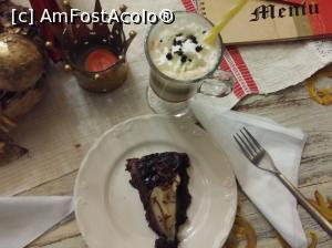 [P05] Tort cu pere și cafea în straturi » foto by Lale
 - 
<span class="allrVoted glyphicon glyphicon-heart hidden" id="av714658"></span>
<a class="m-l-10 hidden" id="sv714658" onclick="voting_Foto_DelVot(,714658,5855)" role="button">șterge vot <span class="glyphicon glyphicon-remove"></span></a>
<a id="v9714658" class=" c-red"  onclick="voting_Foto_SetVot(714658)" role="button"><span class="glyphicon glyphicon-heart-empty"></span> <b>LIKE</b> = Votează poza</a> <img class="hidden"  id="f714658W9" src="/imagini/loader.gif" border="0" /><span class="AjErrMes hidden" id="e714658ErM"></span>
