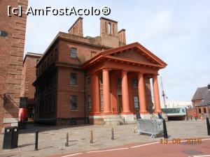 [P02] Liverpool - Albert Dock, importantă atracție turistică.  » foto by iulianic
 - 
<span class="allrVoted glyphicon glyphicon-heart hidden" id="av827299"></span>
<a class="m-l-10 hidden" id="sv827299" onclick="voting_Foto_DelVot(,827299,5858)" role="button">șterge vot <span class="glyphicon glyphicon-remove"></span></a>
<a id="v9827299" class=" c-red"  onclick="voting_Foto_SetVot(827299)" role="button"><span class="glyphicon glyphicon-heart-empty"></span> <b>LIKE</b> = Votează poza</a> <img class="hidden"  id="f827299W9" src="/imagini/loader.gif" border="0" /><span class="AjErrMes hidden" id="e827299ErM"></span>