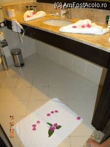 [P19] aranjament in baie » foto by bitnic
 - 
<span class="allrVoted glyphicon glyphicon-heart hidden" id="av90166"></span>
<a class="m-l-10 hidden" id="sv90166" onclick="voting_Foto_DelVot(,90166,5859)" role="button">șterge vot <span class="glyphicon glyphicon-remove"></span></a>
<a id="v990166" class=" c-red"  onclick="voting_Foto_SetVot(90166)" role="button"><span class="glyphicon glyphicon-heart-empty"></span> <b>LIKE</b> = Votează poza</a> <img class="hidden"  id="f90166W9" src="/imagini/loader.gif" border="0" /><span class="AjErrMes hidden" id="e90166ErM"></span>