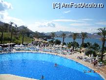 [P24] Activity pool. in fundal se vede amfiteatrul unde se tineau spectacolele seara » foto by bitnic
 - 
<span class="allrVoted glyphicon glyphicon-heart hidden" id="av90171"></span>
<a class="m-l-10 hidden" id="sv90171" onclick="voting_Foto_DelVot(,90171,5859)" role="button">șterge vot <span class="glyphicon glyphicon-remove"></span></a>
<a id="v990171" class=" c-red"  onclick="voting_Foto_SetVot(90171)" role="button"><span class="glyphicon glyphicon-heart-empty"></span> <b>LIKE</b> = Votează poza</a> <img class="hidden"  id="f90171W9" src="/imagini/loader.gif" border="0" /><span class="AjErrMes hidden" id="e90171ErM"></span>