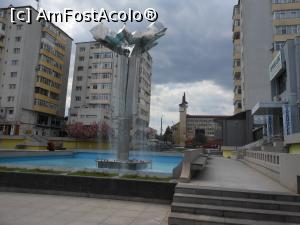 [P30] Vaslui - Fantana cinetica. » foto by iulianic
 - 
<span class="allrVoted glyphicon glyphicon-heart hidden" id="av1295282"></span>
<a class="m-l-10 hidden" id="sv1295282" onclick="voting_Foto_DelVot(,1295282,5873)" role="button">șterge vot <span class="glyphicon glyphicon-remove"></span></a>
<a id="v91295282" class=" c-red"  onclick="voting_Foto_SetVot(1295282)" role="button"><span class="glyphicon glyphicon-heart-empty"></span> <b>LIKE</b> = Votează poza</a> <img class="hidden"  id="f1295282W9" src="/imagini/loader.gif" border="0" /><span class="AjErrMes hidden" id="e1295282ErM"></span>