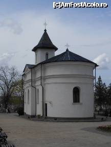 [P28] Vaslui - Biserica 'Sf. Treime' din Cimitirul Eternitatea. » foto by iulianic
 - 
<span class="allrVoted glyphicon glyphicon-heart hidden" id="av309547"></span>
<a class="m-l-10 hidden" id="sv309547" onclick="voting_Foto_DelVot(,309547,5873)" role="button">șterge vot <span class="glyphicon glyphicon-remove"></span></a>
<a id="v9309547" class=" c-red"  onclick="voting_Foto_SetVot(309547)" role="button"><span class="glyphicon glyphicon-heart-empty"></span> <b>LIKE</b> = Votează poza</a> <img class="hidden"  id="f309547W9" src="/imagini/loader.gif" border="0" /><span class="AjErrMes hidden" id="e309547ErM"></span>