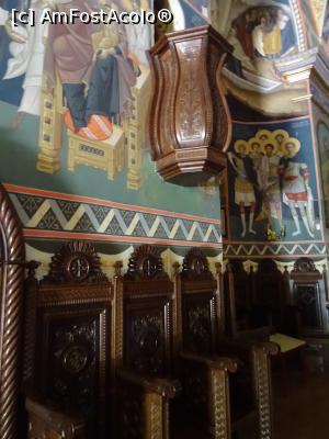 [P08] Mobilier - Biserica cu hramul „Tăierea Capului Sfântului Ioan Botezătorul”. » foto by tata123 🔱
 - 
<span class="allrVoted glyphicon glyphicon-heart hidden" id="av1251929"></span>
<a class="m-l-10 hidden" id="sv1251929" onclick="voting_Foto_DelVot(,1251929,5873)" role="button">șterge vot <span class="glyphicon glyphicon-remove"></span></a>
<a id="v91251929" class=" c-red"  onclick="voting_Foto_SetVot(1251929)" role="button"><span class="glyphicon glyphicon-heart-empty"></span> <b>LIKE</b> = Votează poza</a> <img class="hidden"  id="f1251929W9" src="/imagini/loader.gif" border="0" /><span class="AjErrMes hidden" id="e1251929ErM"></span>