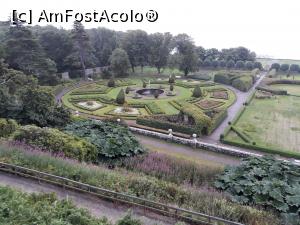 [P11] Gradinile castelului DunRobin. Spectaculoase!  » foto by Aurici
 - 
<span class="allrVoted glyphicon glyphicon-heart hidden" id="av930149"></span>
<a class="m-l-10 hidden" id="sv930149" onclick="voting_Foto_DelVot(,930149,5887)" role="button">șterge vot <span class="glyphicon glyphicon-remove"></span></a>
<a id="v9930149" class=" c-red"  onclick="voting_Foto_SetVot(930149)" role="button"><span class="glyphicon glyphicon-heart-empty"></span> <b>LIKE</b> = Votează poza</a> <img class="hidden"  id="f930149W9" src="/imagini/loader.gif" border="0" /><span class="AjErrMes hidden" id="e930149ErM"></span>