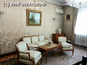 [P16] Apartamentul lui Nicu Ceausescu, alcatuit din camera de lucru, dormitor si baie, construit in stil clasicism englez.  » foto by geani anto
 - 
<span class="allrVoted glyphicon glyphicon-heart hidden" id="av1107113"></span>
<a class="m-l-10 hidden" id="sv1107113" onclick="voting_Foto_DelVot(,1107113,5895)" role="button">șterge vot <span class="glyphicon glyphicon-remove"></span></a>
<a id="v91107113" class=" c-red"  onclick="voting_Foto_SetVot(1107113)" role="button"><span class="glyphicon glyphicon-heart-empty"></span> <b>LIKE</b> = Votează poza</a> <img class="hidden"  id="f1107113W9" src="/imagini/loader.gif" border="0" /><span class="AjErrMes hidden" id="e1107113ErM"></span>