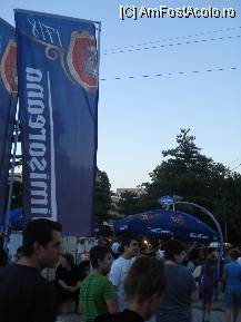 [P16] Braila - festivalul berii Timisoreana - steagurile doar acolo in piata au marcat evenimentul » foto by Diaura*
 - 
<span class="allrVoted glyphicon glyphicon-heart hidden" id="av119153"></span>
<a class="m-l-10 hidden" id="sv119153" onclick="voting_Foto_DelVot(,119153,5899)" role="button">șterge vot <span class="glyphicon glyphicon-remove"></span></a>
<a id="v9119153" class=" c-red"  onclick="voting_Foto_SetVot(119153)" role="button"><span class="glyphicon glyphicon-heart-empty"></span> <b>LIKE</b> = Votează poza</a> <img class="hidden"  id="f119153W9" src="/imagini/loader.gif" border="0" /><span class="AjErrMes hidden" id="e119153ErM"></span>