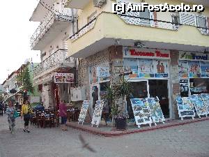 [P82] Agentia ungureasca din Sarti, cu preturi pt optionale sensibil mai mici decat la agentia romaneasca!  » foto by maria55 †
 - 
<span class="allrVoted glyphicon glyphicon-heart hidden" id="av500253"></span>
<a class="m-l-10 hidden" id="sv500253" onclick="voting_Foto_DelVot(,500253,5915)" role="button">șterge vot <span class="glyphicon glyphicon-remove"></span></a>
<a id="v9500253" class=" c-red"  onclick="voting_Foto_SetVot(500253)" role="button"><span class="glyphicon glyphicon-heart-empty"></span> <b>LIKE</b> = Votează poza</a> <img class="hidden"  id="f500253W9" src="/imagini/loader.gif" border="0" /><span class="AjErrMes hidden" id="e500253ErM"></span>