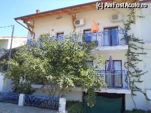 [P48] Alt studio fara nume cu rodiu in gradinuta » foto by ak-ar de rumÂn †
 - 
<span class="allrVoted glyphicon glyphicon-heart hidden" id="av393877"></span>
<a class="m-l-10 hidden" id="sv393877" onclick="voting_Foto_DelVot(,393877,5915)" role="button">șterge vot <span class="glyphicon glyphicon-remove"></span></a>
<a id="v9393877" class=" c-red"  onclick="voting_Foto_SetVot(393877)" role="button"><span class="glyphicon glyphicon-heart-empty"></span> <b>LIKE</b> = Votează poza</a> <img class="hidden"  id="f393877W9" src="/imagini/loader.gif" border="0" /><span class="AjErrMes hidden" id="e393877ErM"></span>