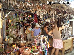 [P53] Magazin cu suveniruri » foto by ak-ar de rumÂn †
 - 
<span class="allrVoted glyphicon glyphicon-heart hidden" id="av393882"></span>
<a class="m-l-10 hidden" id="sv393882" onclick="voting_Foto_DelVot(,393882,5915)" role="button">șterge vot <span class="glyphicon glyphicon-remove"></span></a>
<a id="v9393882" class=" c-red"  onclick="voting_Foto_SetVot(393882)" role="button"><span class="glyphicon glyphicon-heart-empty"></span> <b>LIKE</b> = Votează poza</a> <img class="hidden"  id="f393882W9" src="/imagini/loader.gif" border="0" /><span class="AjErrMes hidden" id="e393882ErM"></span>