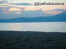 [P17] plaja de la Sarti,marea si bratul Athos... » foto by sandu.53
 - 
<span class="allrVoted glyphicon glyphicon-heart hidden" id="av154706"></span>
<a class="m-l-10 hidden" id="sv154706" onclick="voting_Foto_DelVot(,154706,5915)" role="button">șterge vot <span class="glyphicon glyphicon-remove"></span></a>
<a id="v9154706" class=" c-red"  onclick="voting_Foto_SetVot(154706)" role="button"><span class="glyphicon glyphicon-heart-empty"></span> <b>LIKE</b> = Votează poza</a> <img class="hidden"  id="f154706W9" src="/imagini/loader.gif" border="0" /><span class="AjErrMes hidden" id="e154706ErM"></span>